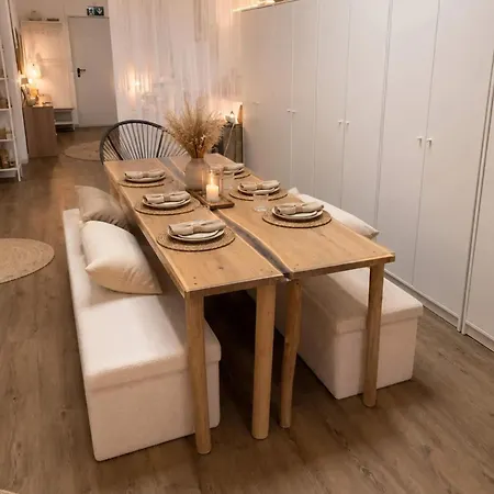60 M² With Jacuzzi *